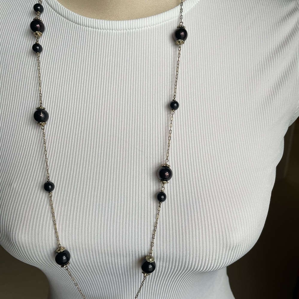 Banana Republic Black and Silver Beaded Necklace
